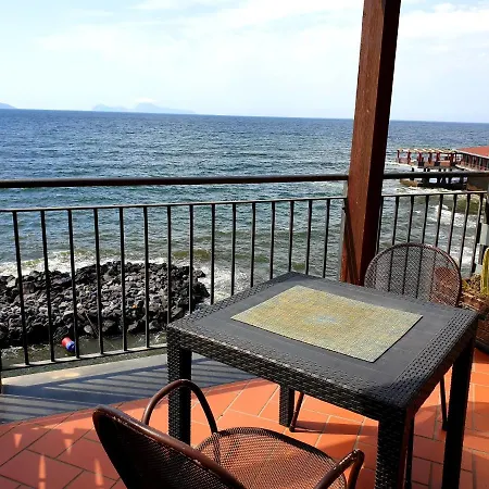 Casa Rossa 1888 Hotel